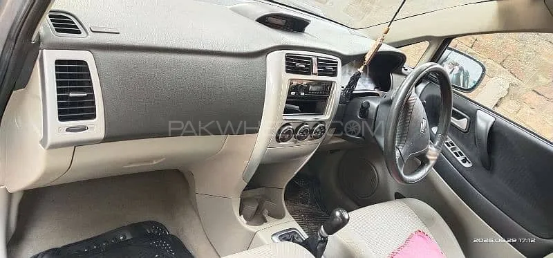 Suzuki Liana 2011 for Sale in Faisalabad Image-1