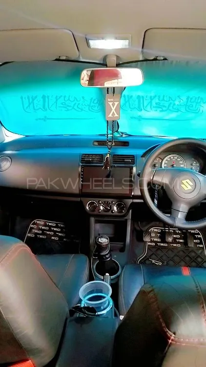 Suzuki Swift 2010 for Sale in Karachi Image-1