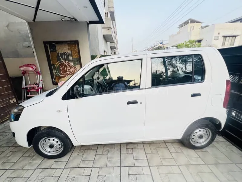 Suzuki Wagon R 2024 for Sale in Lahore Image-1