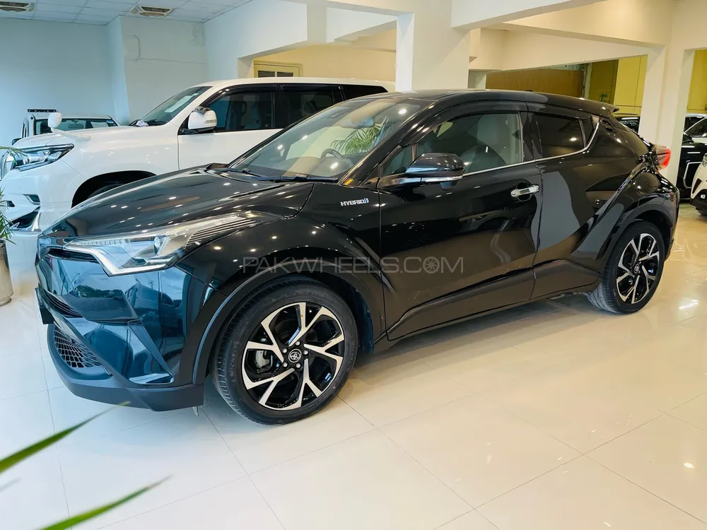 Toyota C-HR 2018 for Sale in Islamabad Toyota C-HR 2018 for Sale in Islamabad Image-6