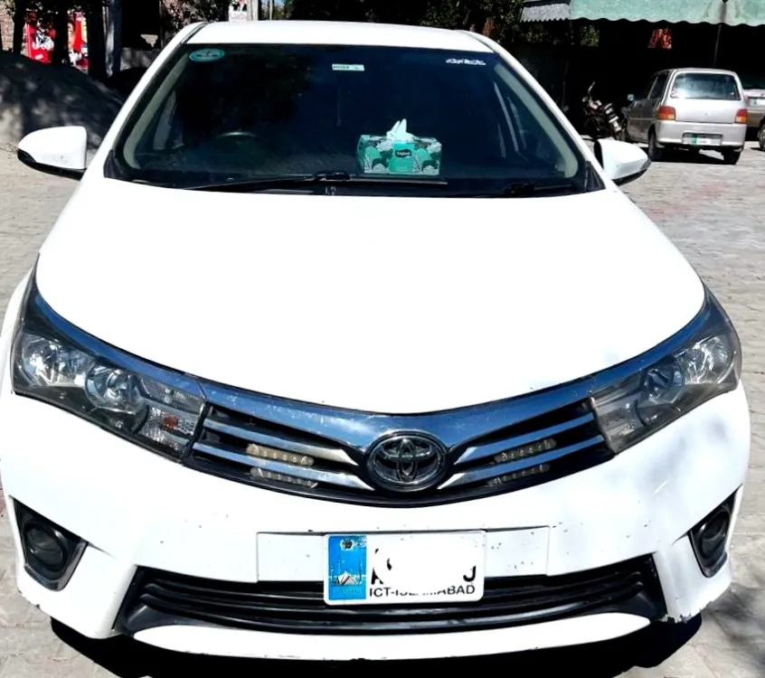Toyota Corolla 2017 for Sale in Gujranwala Image-1