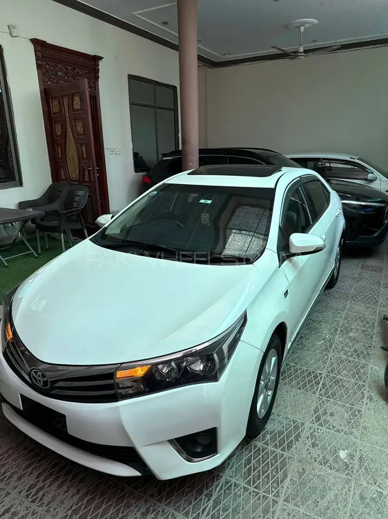 Toyota Corolla 2015 for Sale in Multan Image-1