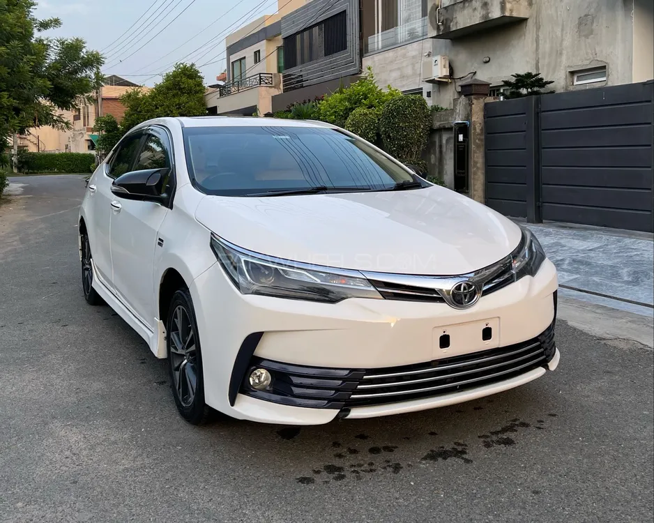 Toyota Corolla 2019 for Sale in Lahore Image-1