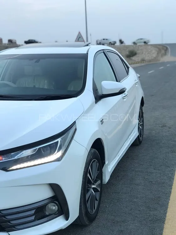 Toyota Corolla 2020 for Sale in Dera Ghazi Khan Image-1