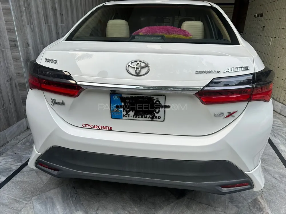Toyota Corolla 2021 for Sale in Gujranwala Image-1