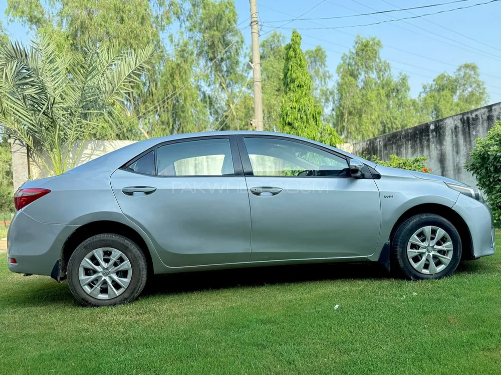 Toyota Corolla 2015 for Sale in Sheikhupura Image-1