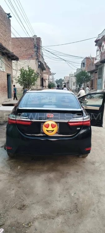 Toyota Corolla 2016 for Sale in Faisalabad Image-1