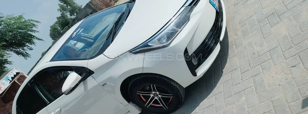 Toyota Corolla 2015 for Sale in Zafarwal Image-1