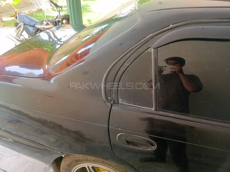 Toyota Corolla 2000 for Sale in Rahim Yar Khan Image-1