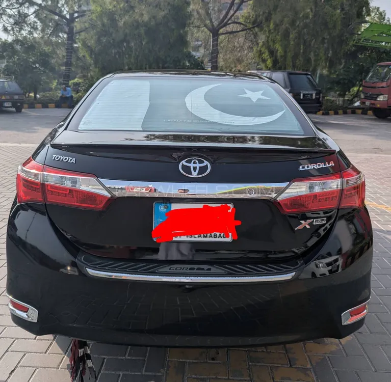 Toyota Corolla 2019 for Sale in Islamabad Image-1
