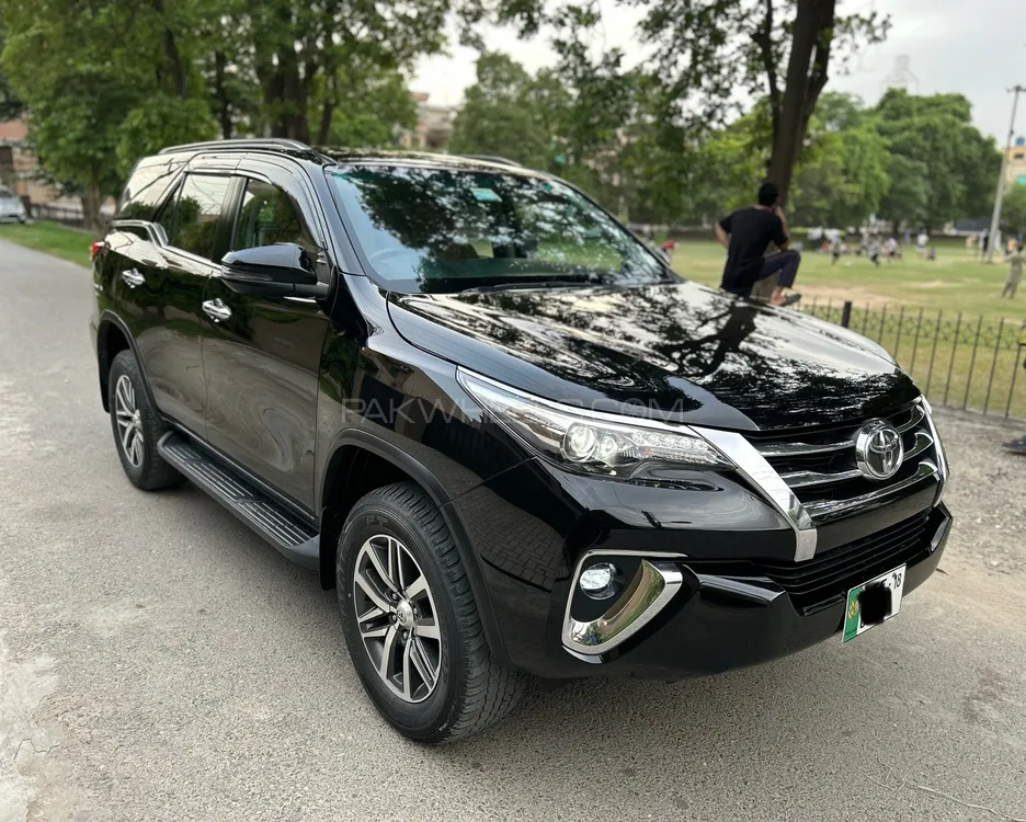 ٹویوٹا فورچیونر 2018 for Sale in لاہور Image-1