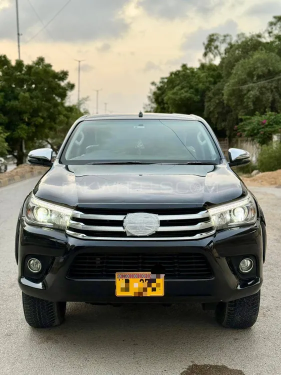 Toyota Hilux 2020 for Sale in Karachi Image-1
