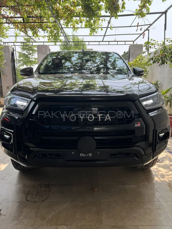 Toyota Hilux 2018 for Sale in Peshawar Image-1