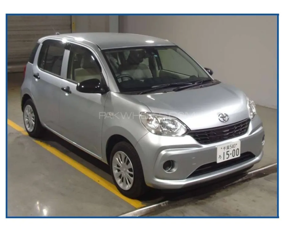 Toyota Passo 2017 for Sale in Multan Image-1