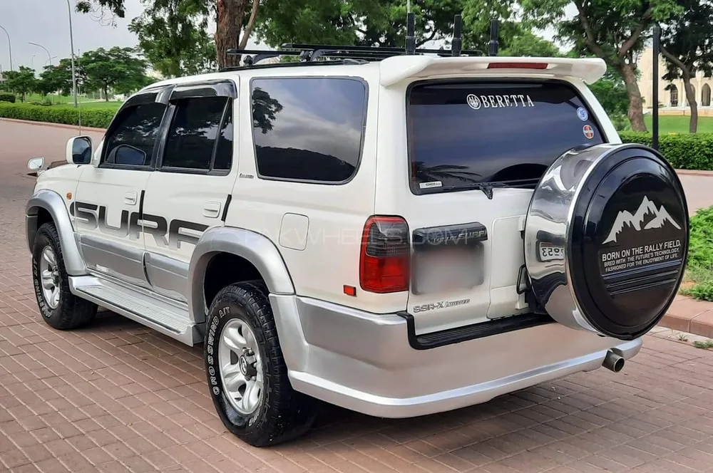 Toyota Surf 2001 for Sale in Karachi Image-1