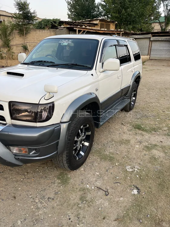 Toyota Surf 2001 for Sale in Islamabad Image-1