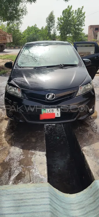 Toyota Vitz 2018 for Sale in Lahore Image-1