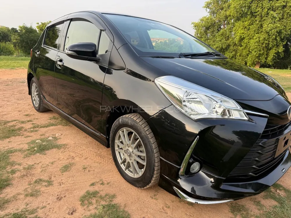 Toyota Vitz 2019 for Sale in Islamabad Image-1