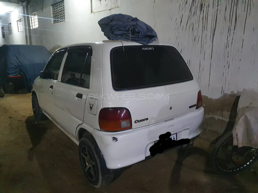 Daihatsu Cuore 2011 for Sale in Karachi Image-1