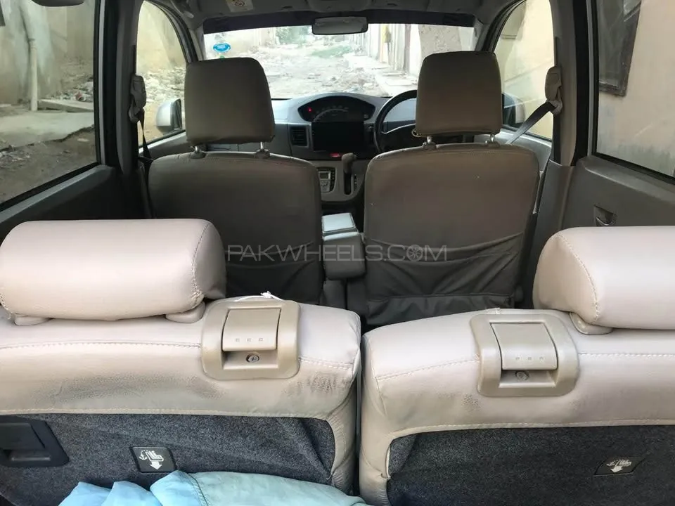 Daihatsu Move 2012 for Sale in Karachi Image-1