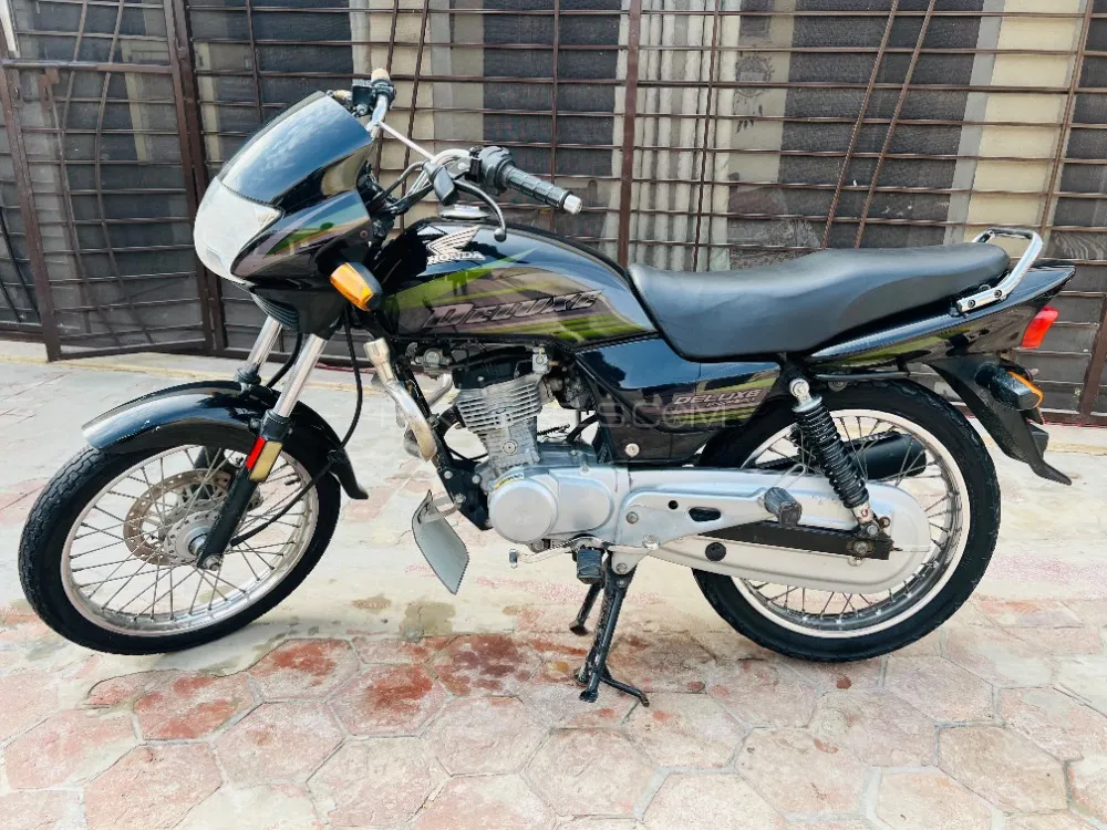 Honda CG 125 Deluxe 2018 for Sale Image-1