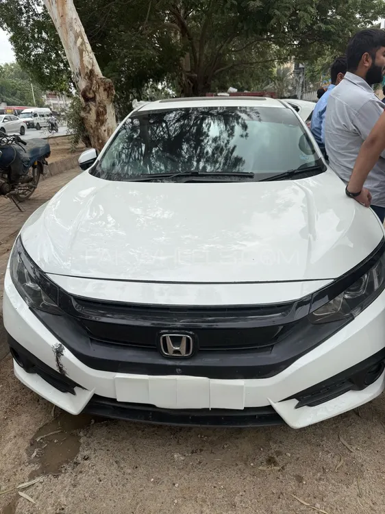 Honda Civic 2017 for Sale in Karachi Image-1