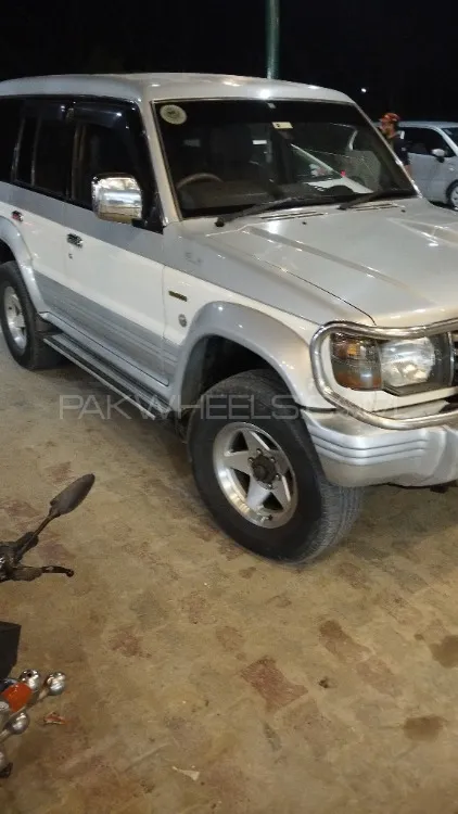 Mitsubishi Pajero 1995 for Sale in Mardan Image-1