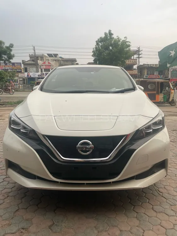 Nissan Leaf 2020 for Sale in Lahore Image-1