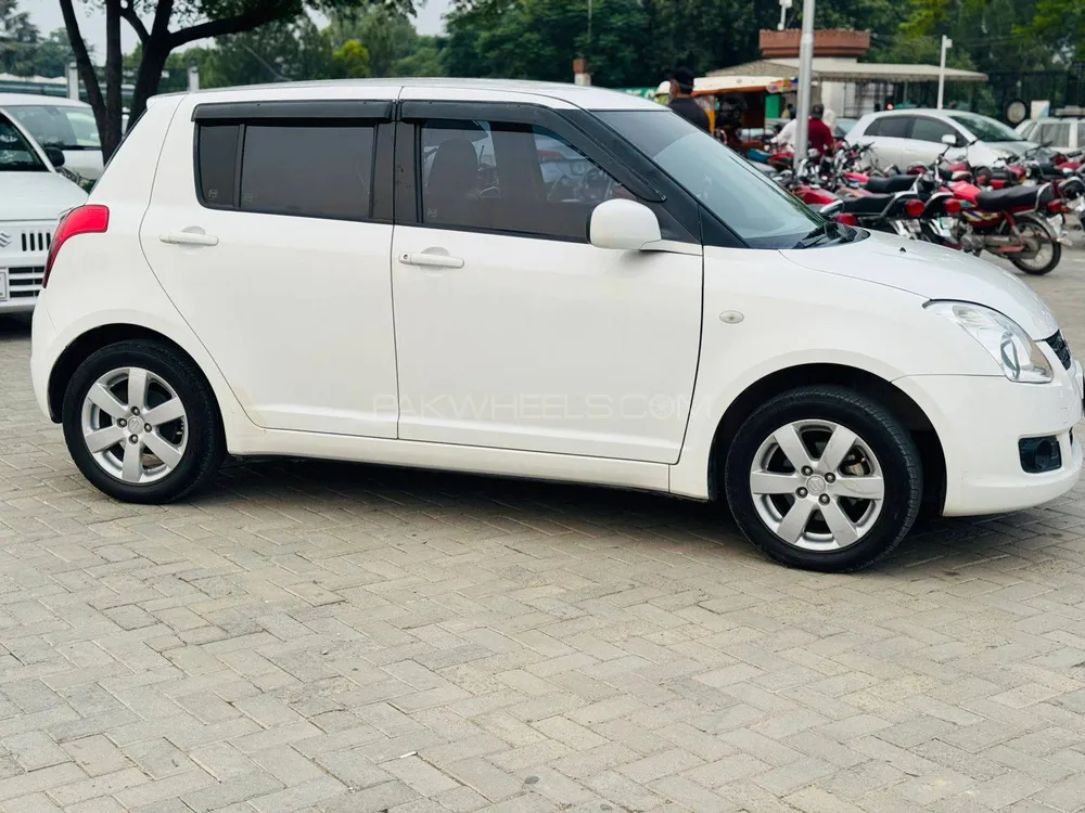 Suzuki Swift 2017 for Sale in Rawalpindi Image-1