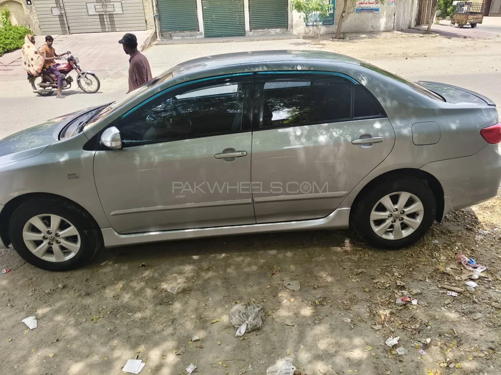 Toyota Corolla 2013 for Sale in Faisalabad Image-1