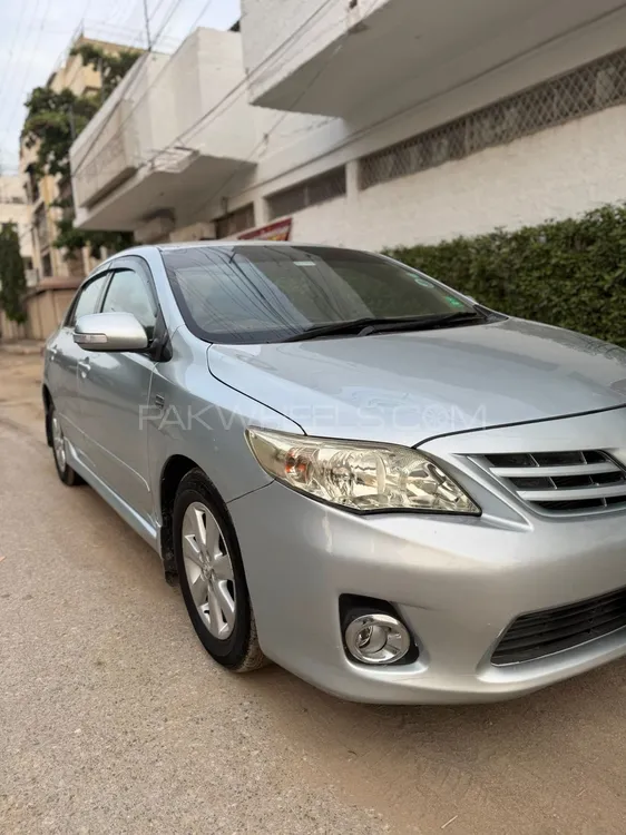 Toyota Corolla 2013 for Sale in Karachi Image-1