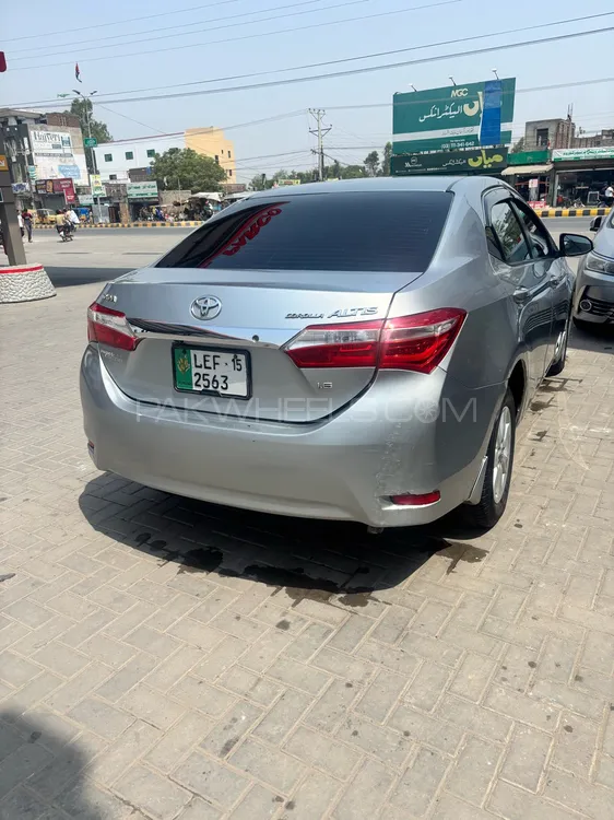 Toyota Corolla 2015 for Sale in Sialkot Image-1