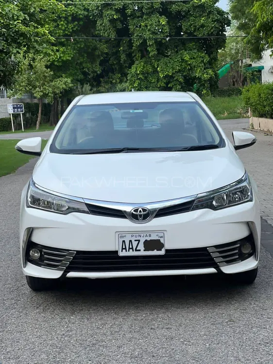 Toyota Corolla 2020 for Sale in Lahore Image-1