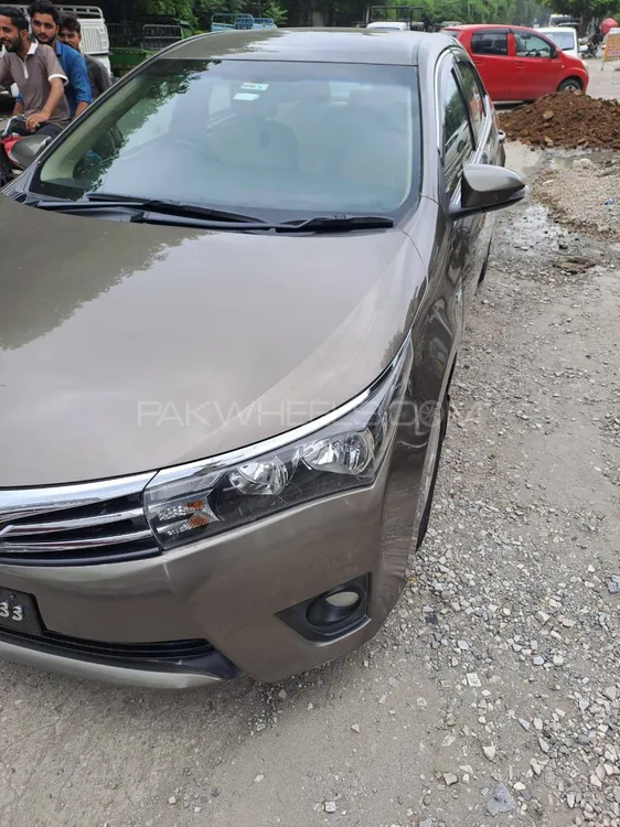 Toyota Corolla 2016 for Sale in Islamabad Image-1