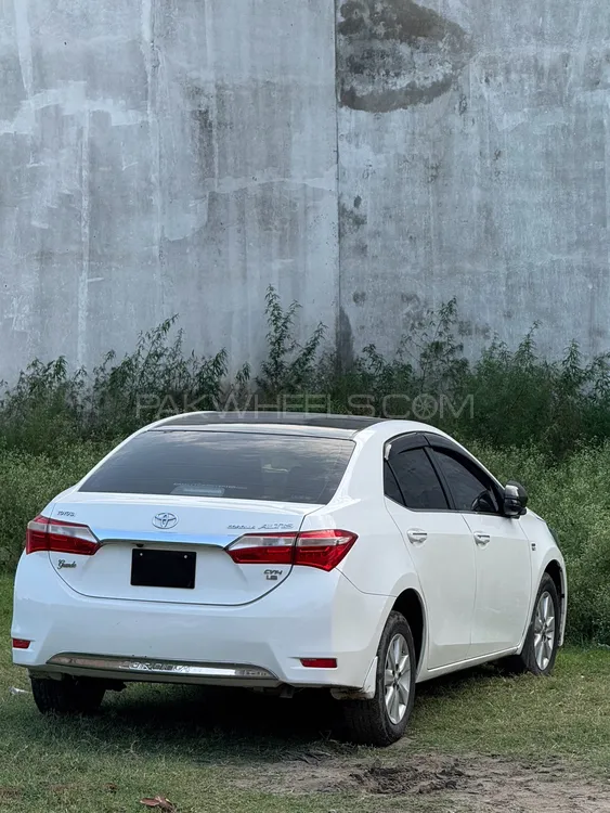 Toyota Corolla 2017 for Sale in Mandi bahauddin Image-1