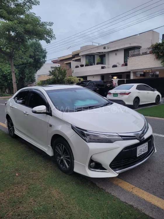 Toyota Corolla 2020 for Sale in Lahore Image-1