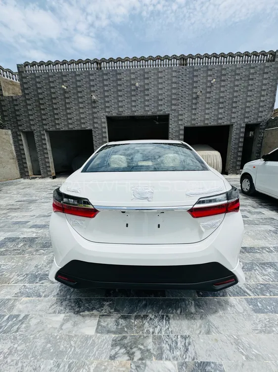 Toyota Corolla 2021 for Sale in Nawabshah Image-1