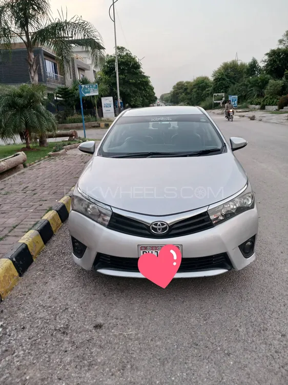 Toyota Corolla 2017 for Sale in Islamabad Image-1