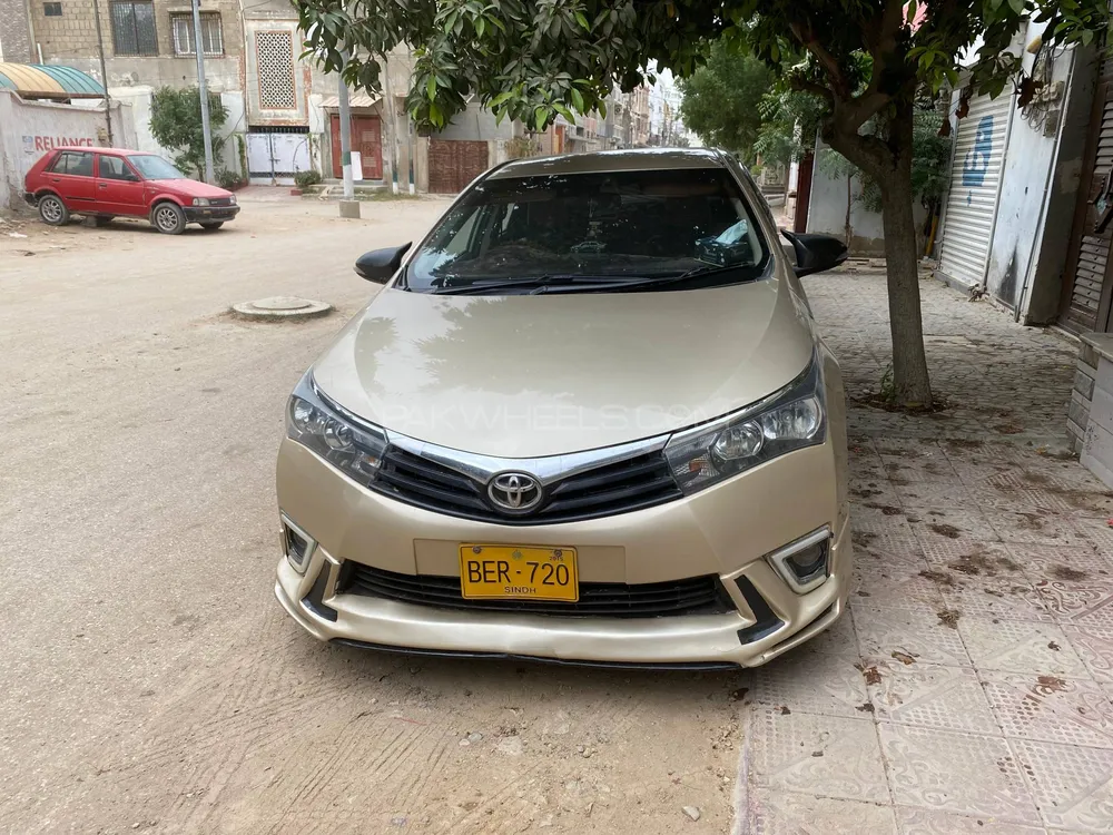 Toyota Corolla 2015 for Sale in Karachi Image-1