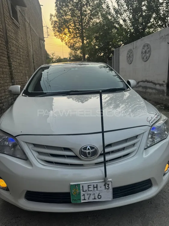 Toyota Corolla 2013 for Sale in Peshawar Image-1