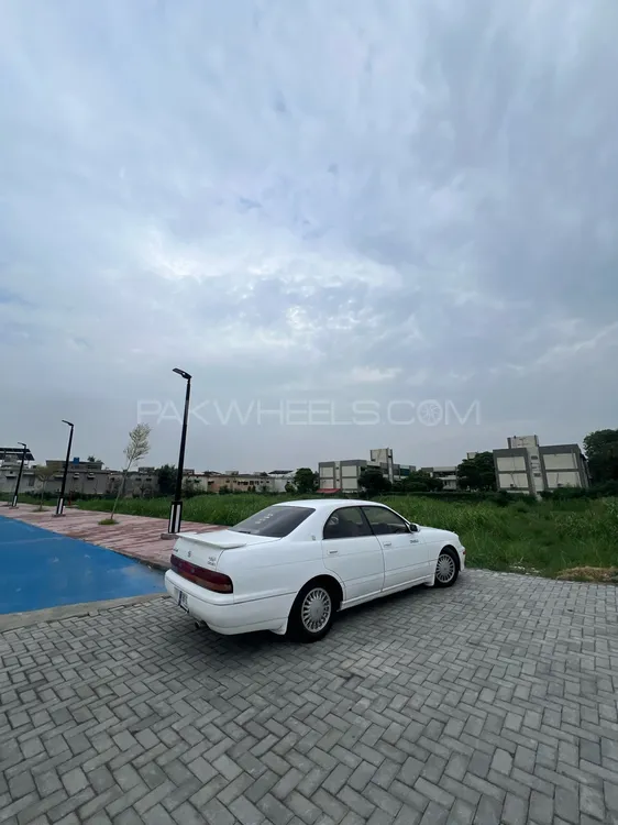Toyota Crown 1994 for Sale in Lahore Image-1