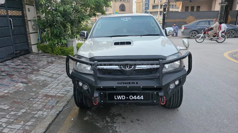Toyota Hilux 2006 for Sale in Wah cantt Image-1