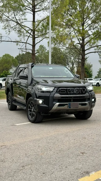 Toyota Hilux 2018 for Sale in Islamabad Image-1