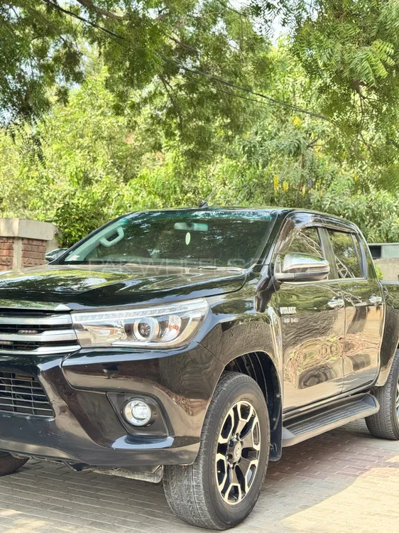 Toyota Hilux 2019 for Sale in Sahiwal Image-1