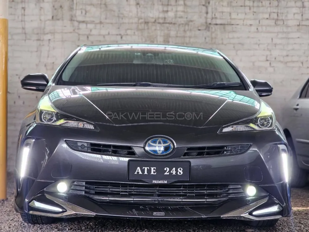 Toyota Prius 2020 for Sale in Peshawar Image-1