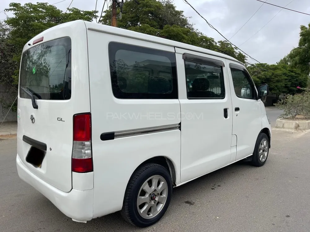 Toyota Town Ace 2008 for Sale in Karachi Image-1