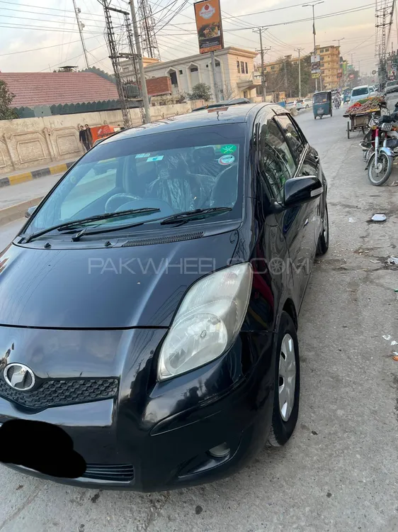 Toyota Vitz 2008 for Sale in Peshawar Image-1
