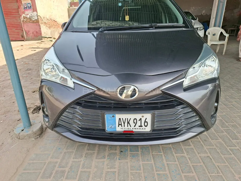 Toyota Vitz 2019 for Sale in Lahore Image-1