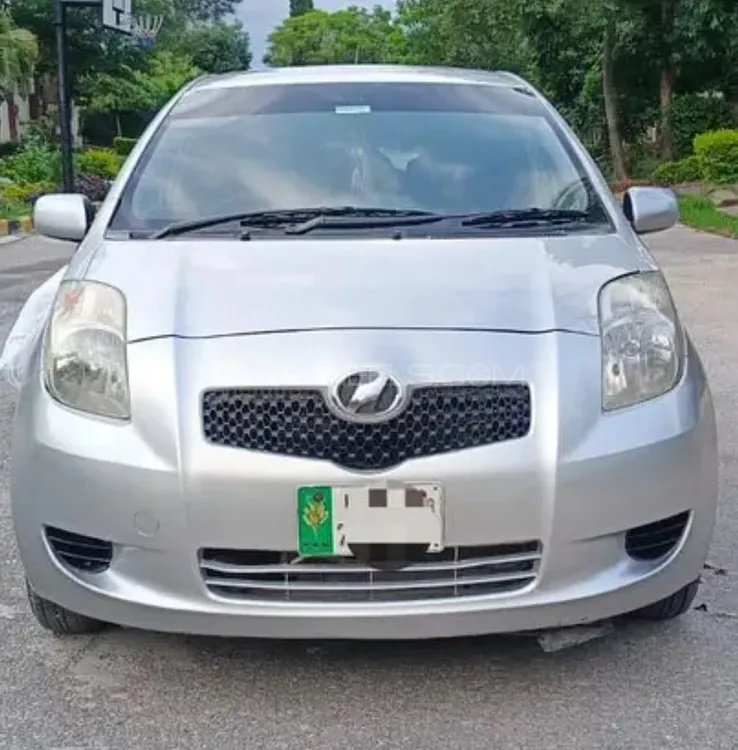 Toyota Vitz 2008 for Sale in Lahore Image-1