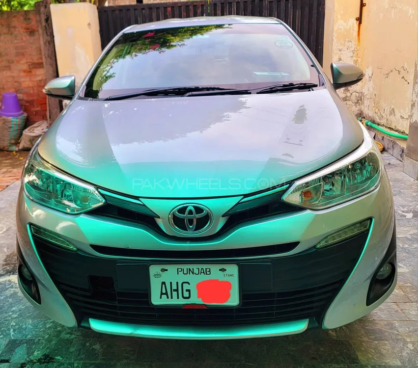 Toyota Yaris Sedan 2022 for Sale in Lahore Image-1